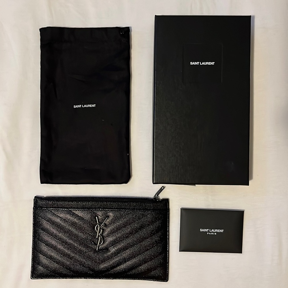 YSL Monogramme Quilted Calfskin Zip Pouch in Noir